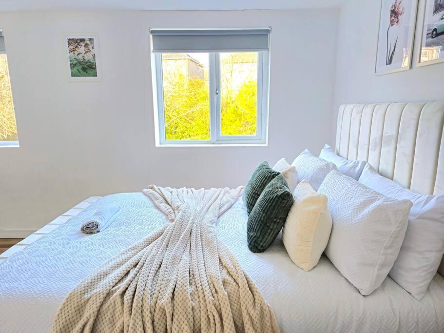 גלאזגו Spacious Haven With Free Parking מראה חיצוני תמונה