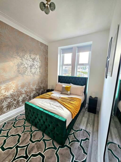 גלאזגו Spacious Haven With Free Parking מראה חיצוני תמונה
